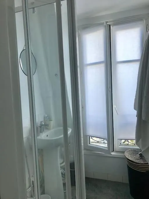 Apartment Appartement Paris 11 Quartier Saint Maur, Oberkampf